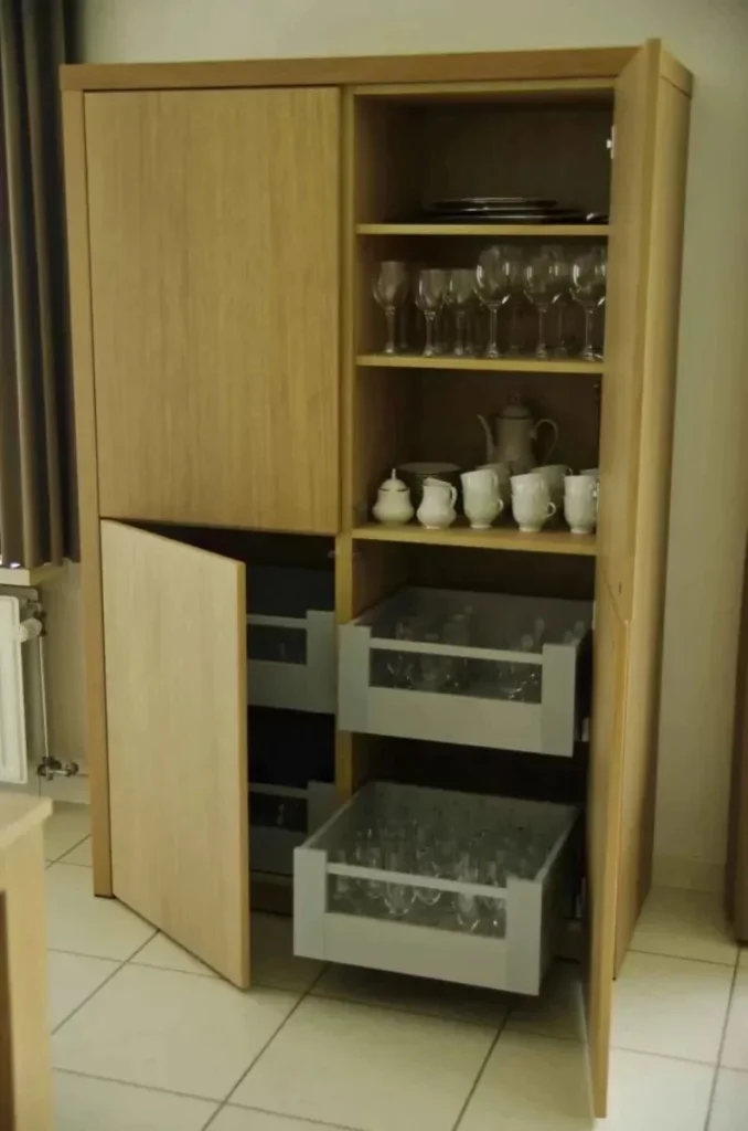 Maatwerk kasten in leefruimtes | Interieur op maat Zulte